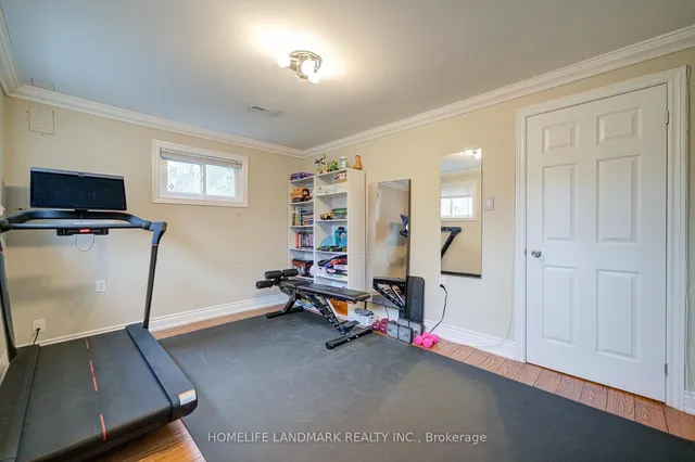 Additional image 31 of 2207 Elmhurst Ave