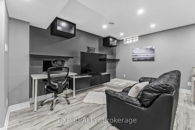 Additional image 30 of 5547 Cortina Cres