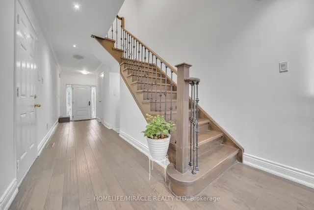 Additional image 9 of 93 Crystal Glen Cres