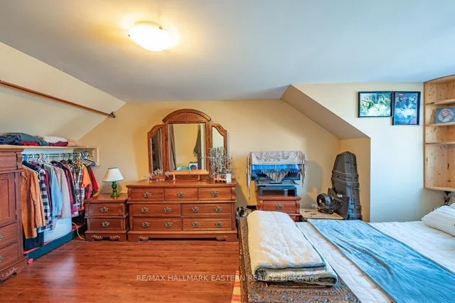 Additional image 25 of 3072 McNaughton Ave