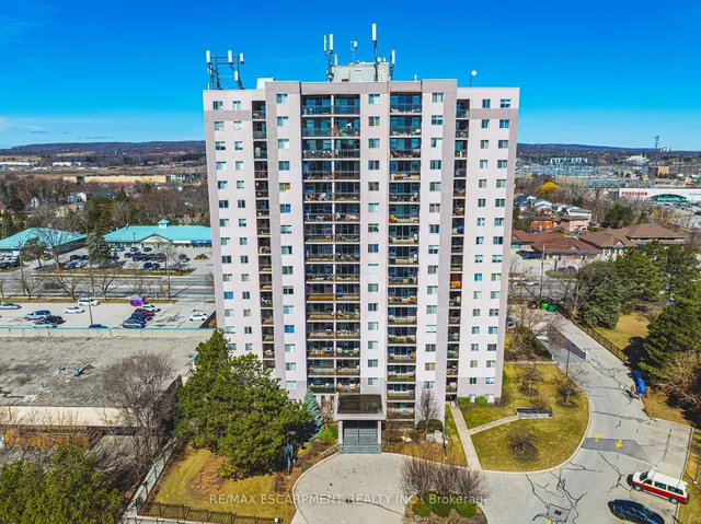 975 WARWICK Crt Unit 706