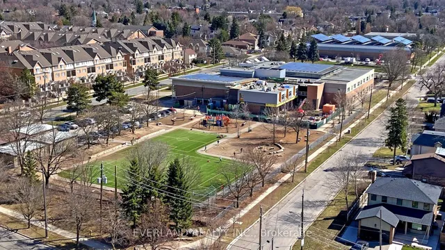 Additional image 38 of 26 Norton Ave Unit 1505