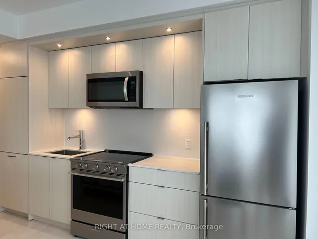 Additional image 21 of 20 Inn On The Park Dr Unit 1737