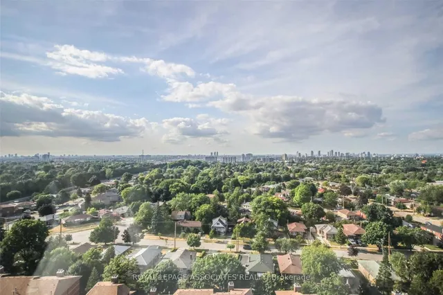 Additional image 26 of 2466 Eglinton Ave Unit LP11