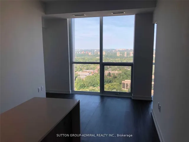 Additional image 3 of 1 Yorkville Ave Unit 3809