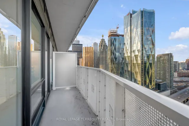 Additional image 26 of 88 Harbour St Unit 3006