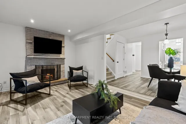 Additional image 12 of 2207 Middlesmoor Cres