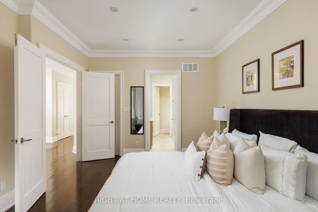 Additional image 29 of 8 Rutherglen Rd