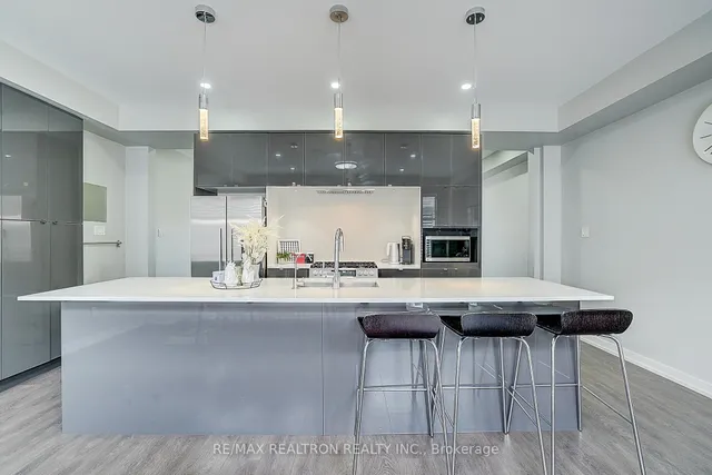 Additional image 18 of 181 Squire Cres