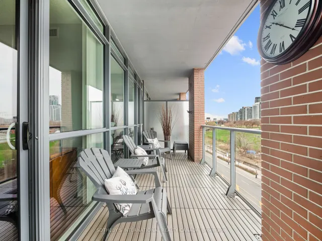 Additional image 16 of 169 Fort York Blvd Unit 630