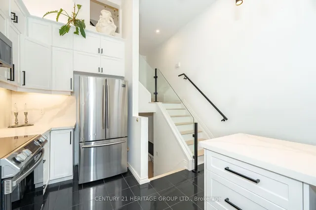 Additional image 7 of 280 Sherbourne St Unit 5