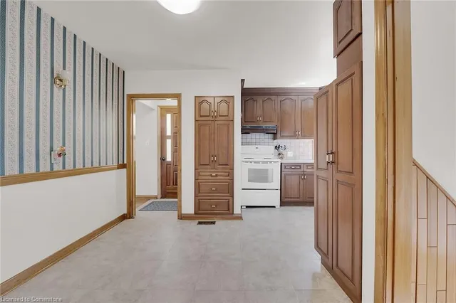 Additional image 7 of 28 Ashland Ave