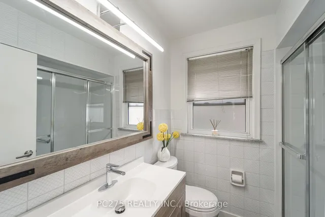 Additional image 35 of 67 Acton Ave