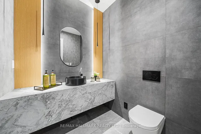 Additional image 19 of 118 Airdrie Rd