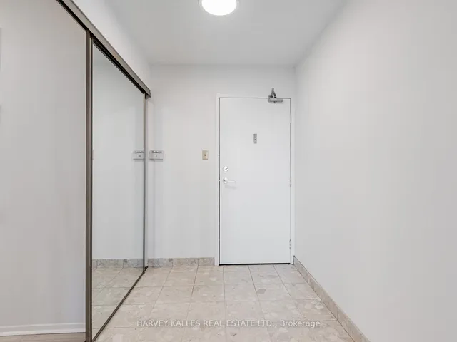 Additional image 4 of 55 Skymark Dr Unit 2004