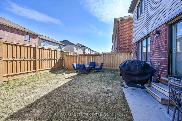 Additional image 34 of 18 Scarletwood St