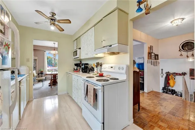 Additional image 8 of 5032 Brady Ave