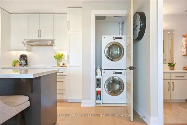 Additional image 14 of 2025 Maria St Unit 1401