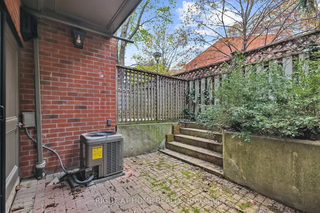 Additional image 38 of 636 Wellington St