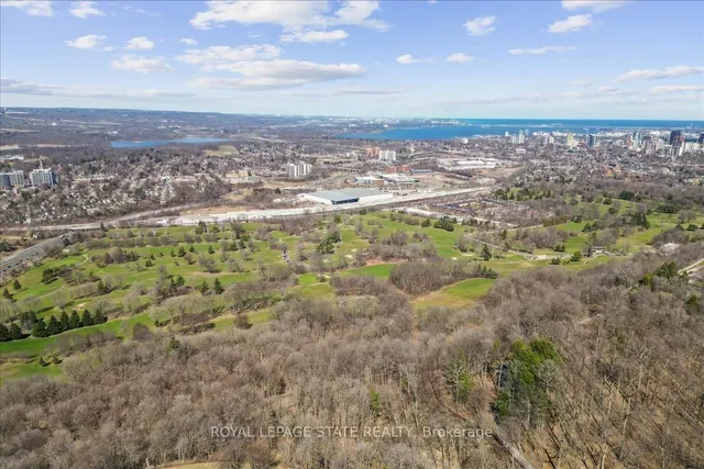 Additional image 43 of 67 Cadwell Lane