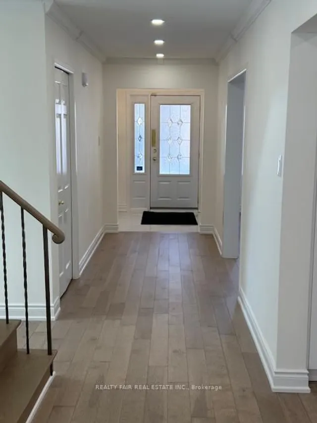 Additional image 6 of 7 Whitehorn Cres