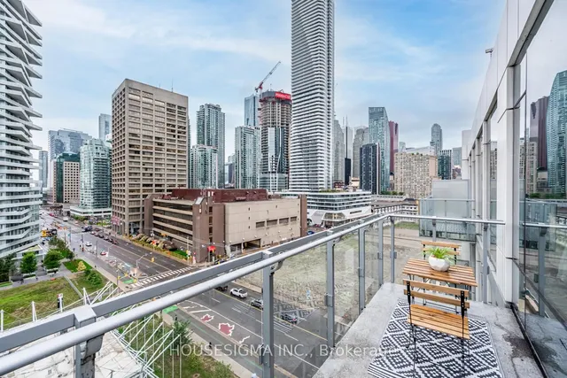 Additional image 29 of 39 Queens Quay Unit 1039