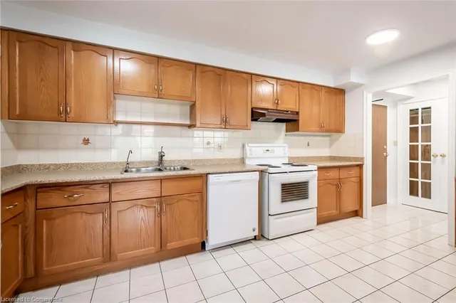 Additional image 16 of 99 Donn Ave Unit 403