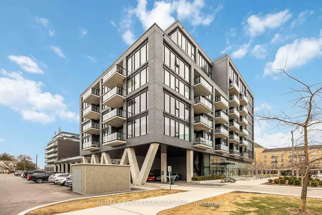 7 Smith Cres Unit 803