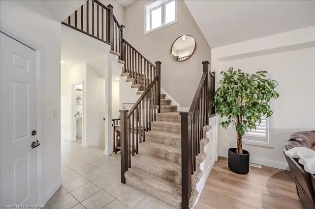Additional image 16 of 504 Netherwood Cres