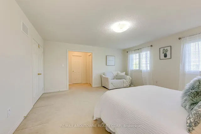 Additional image 27 of 127 Mcknight Ave