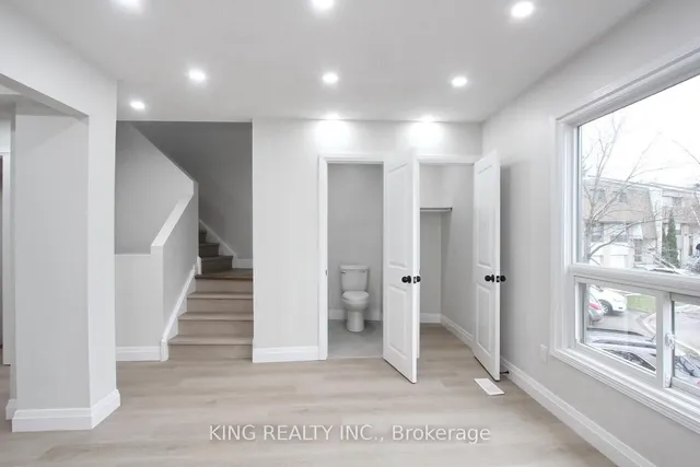 Additional image 27 of 62 Ashton Cres Unit 62