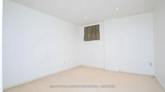 Additional image 34 of 32 Pappain Cres