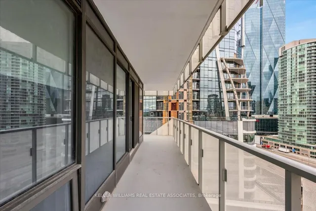 Additional image 17 of 28 Freeland St Unit 1404