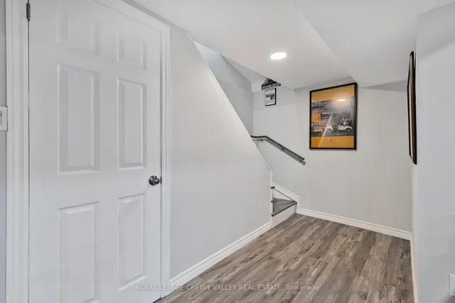 Additional image 26 of 65 Martindale Cres