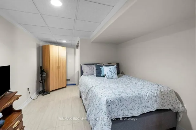 Additional image 33 of 407 Third Rd