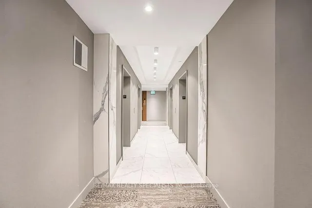 Additional image 20 of 1926 Lakeshore Blvd Unit 3711