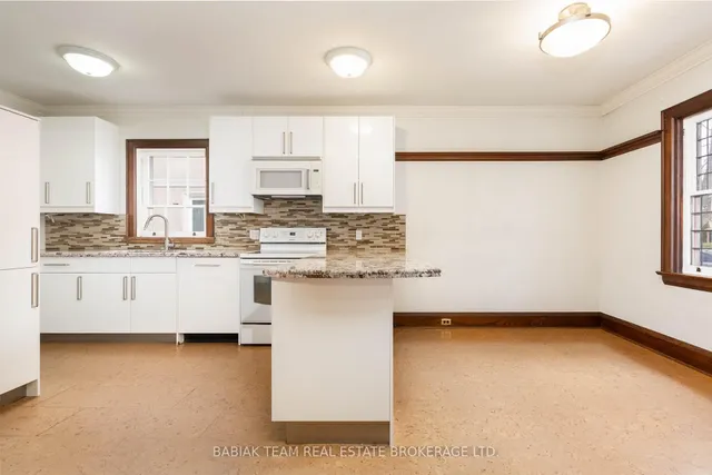 Additional image 6 of 1372 Islington Ave