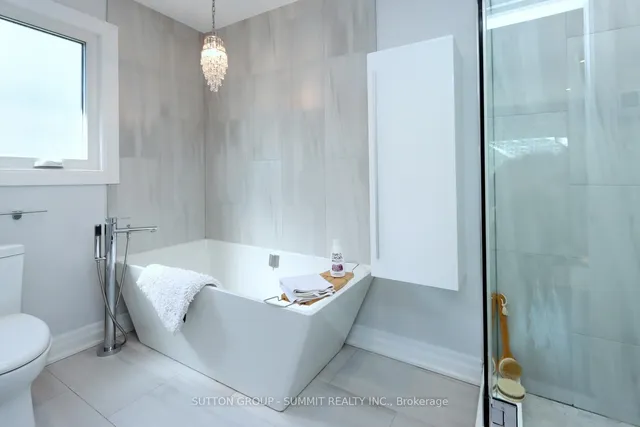 Additional image 31 of 1417 Jefferson Cres