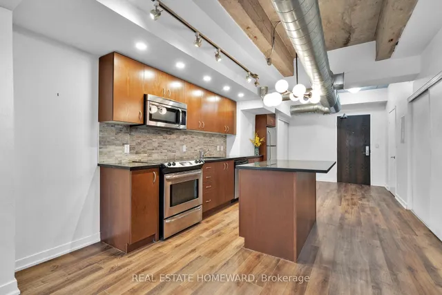 Additional image 14 of 201 Carlaw Ave Unit 128