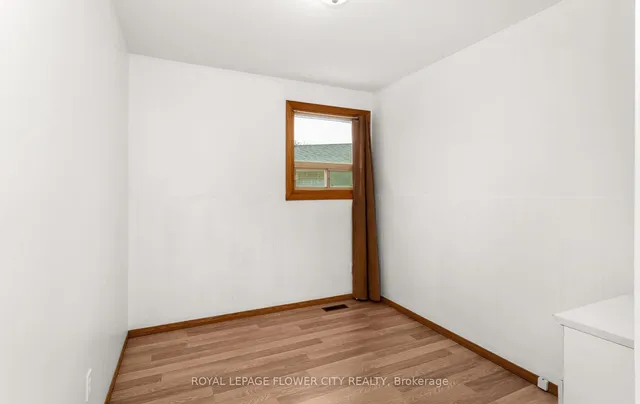 Additional image 19 of 67 Sutherland Ave