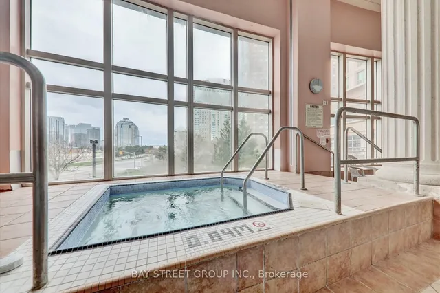 Additional image 28 of 8 Lee Centre Dr Unit 306