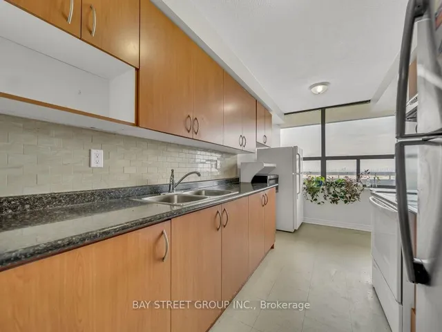 Additional image 20 of 18 Knightsbridge Rd Unit 1003