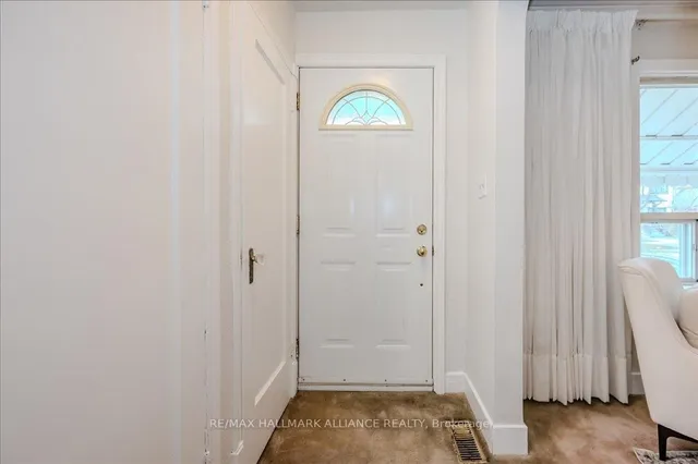 Additional image 24 of 49 Parker Ave