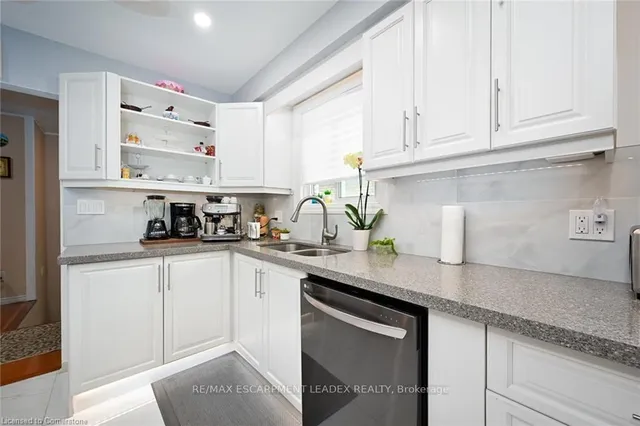 Additional image 12 of 805 Stone Church Rd