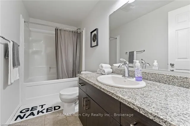 Additional image 17 of 1989 Ottawa St Unit 24G