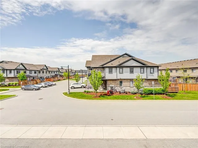 Additional image 46 of 224 Thomas Slee Dr