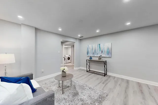 Additional image 26 of 61 ARLETA Ave