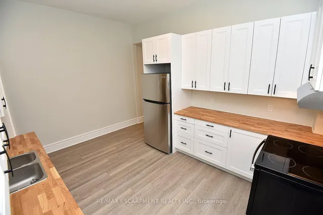 Additional image 9 of 66 Erie Ave