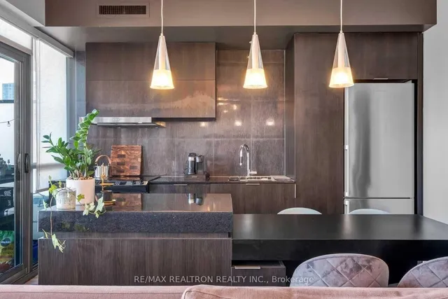 Additional image 4 of 101 Charles St Unit 1311