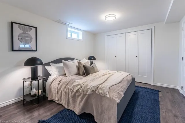 Additional image 35 of 14 Yorkdale Cres